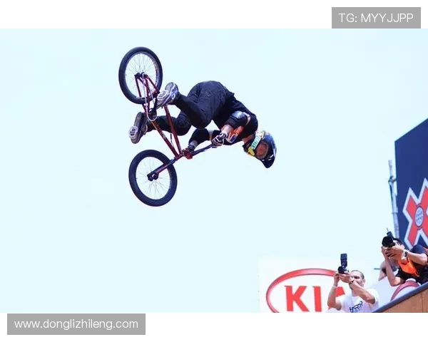 上海极限运动队在世界攀岩锦标赛中的拼搏历程与荣耀时刻揭秘