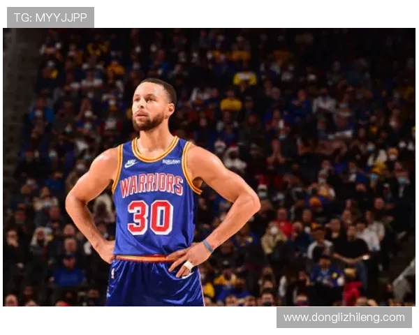 斯蒂芬库里:篮球场上的魔术师与三分球之王的传奇之路 斯蒂芬库里:篮球场上的魔术师与三分球之王的传奇之路