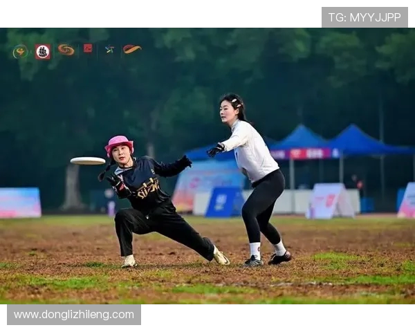 重庆飞盘队在全国飞盘配合排行榜中荣获第六名的佳绩引发热议