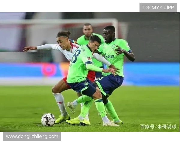 门兴格拉德巴赫与汉诺威96的精彩对决揭示德甲新赛季的竞争格局