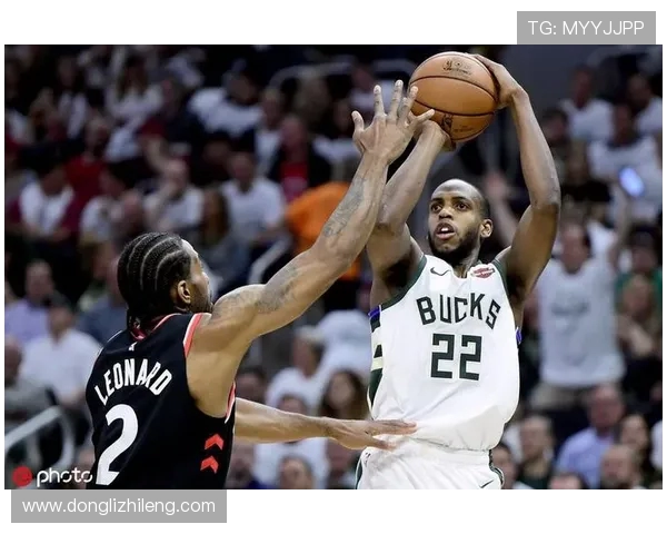 雄鹿与猛龙激战正酣精彩瞬间文字直播全程回顾与分析