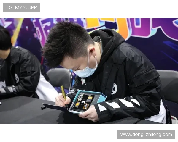 李伟专访:从新手到职业选手的CSGO成长之路与心路历程分享 李伟专访:从新手到职业选手的CSGO成长之路与心路历程分享