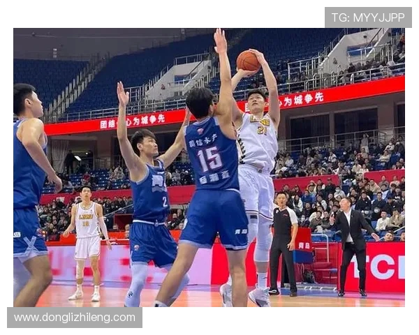 北京篮球队在世锦赛积分榜上以72分稳居第一名，展现强大实力